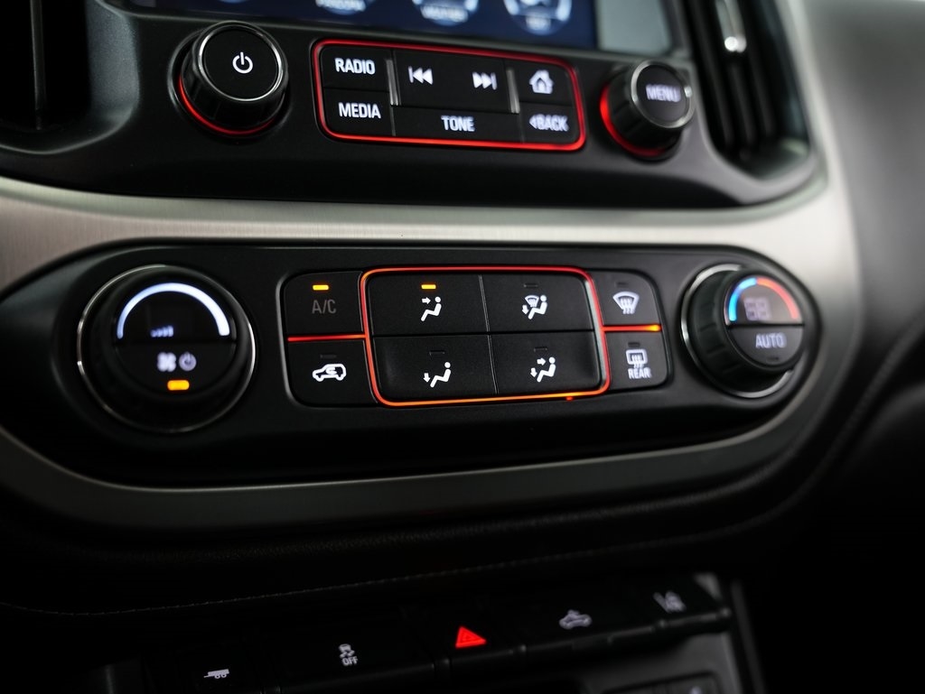 GMC Canyon 4WD Crew Cab 128.3" SLT 2016