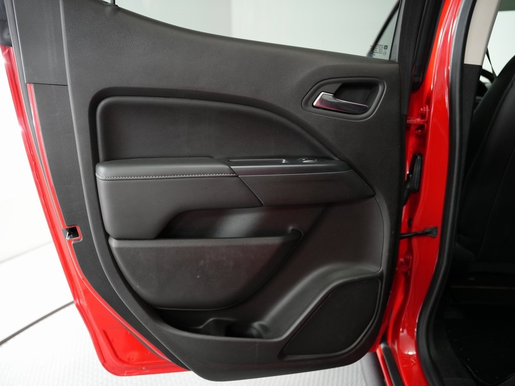 GMC Canyon 4WD Crew Cab 128.3" SLT 2016