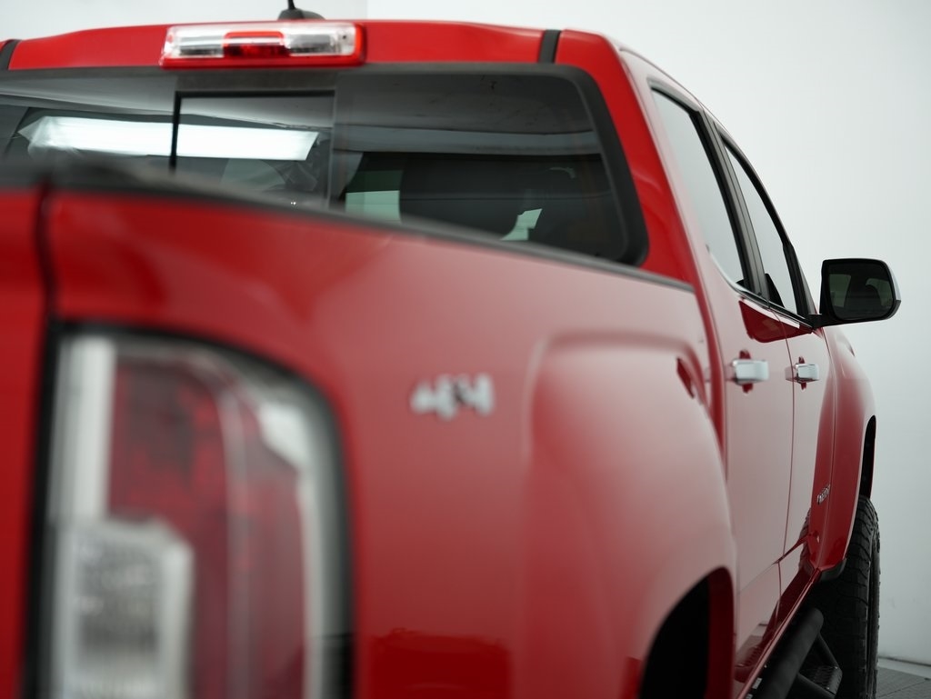 GMC Canyon 4WD Crew Cab 128.3" SLT 2016