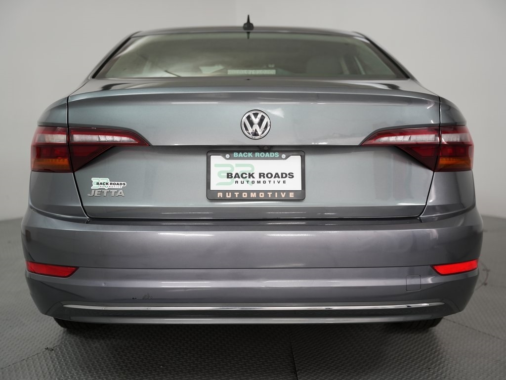 Volkswagen Jetta R-Line Auto w/SULEV 2019