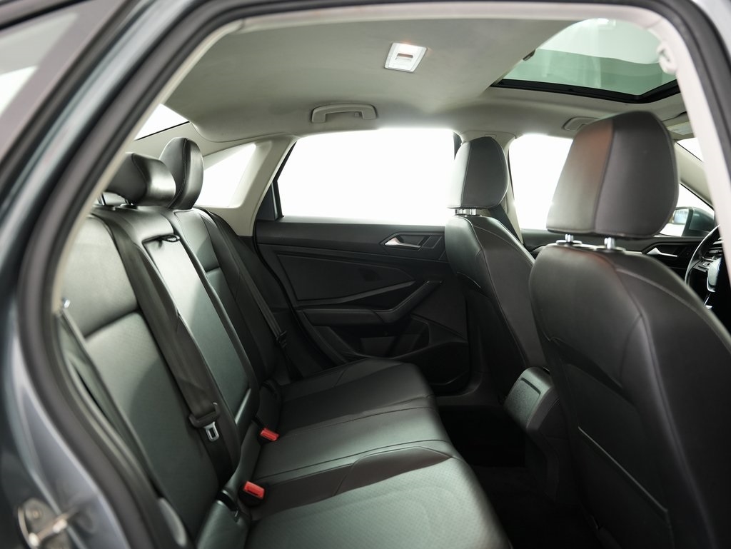 Volkswagen Jetta R-Line Auto w/SULEV 2019