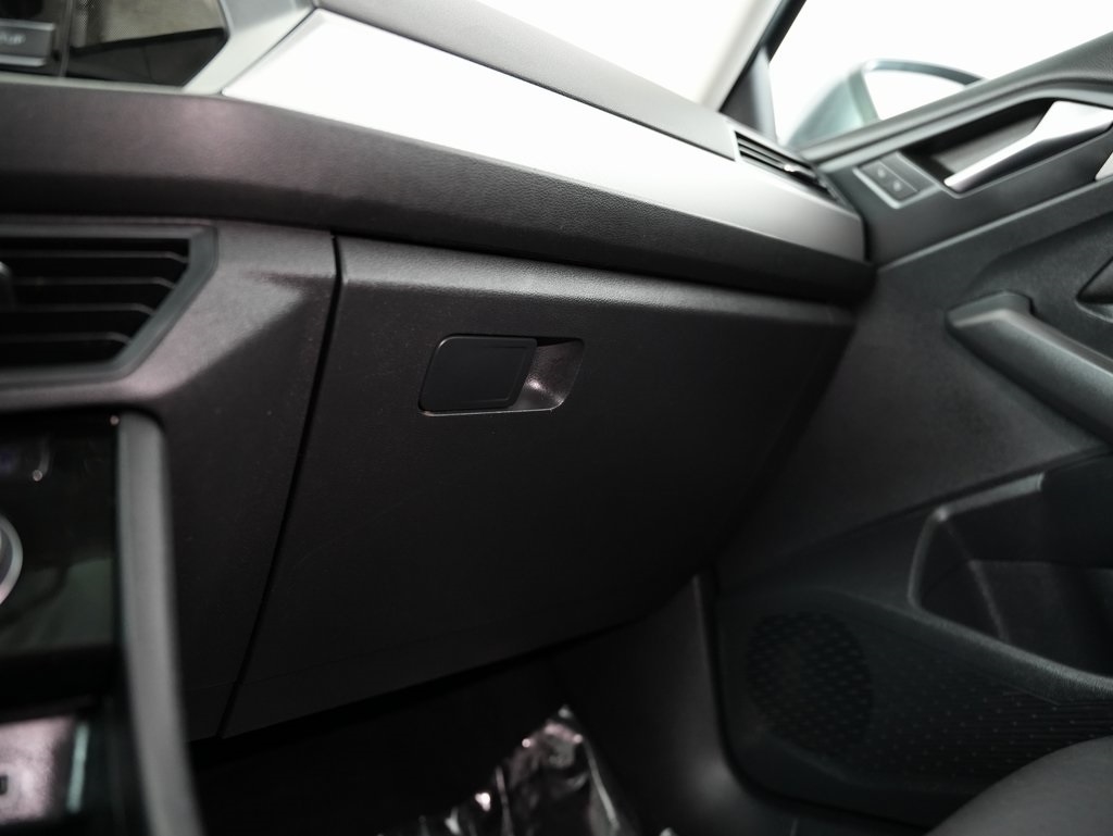 Volkswagen Jetta R-Line Auto w/SULEV 2019