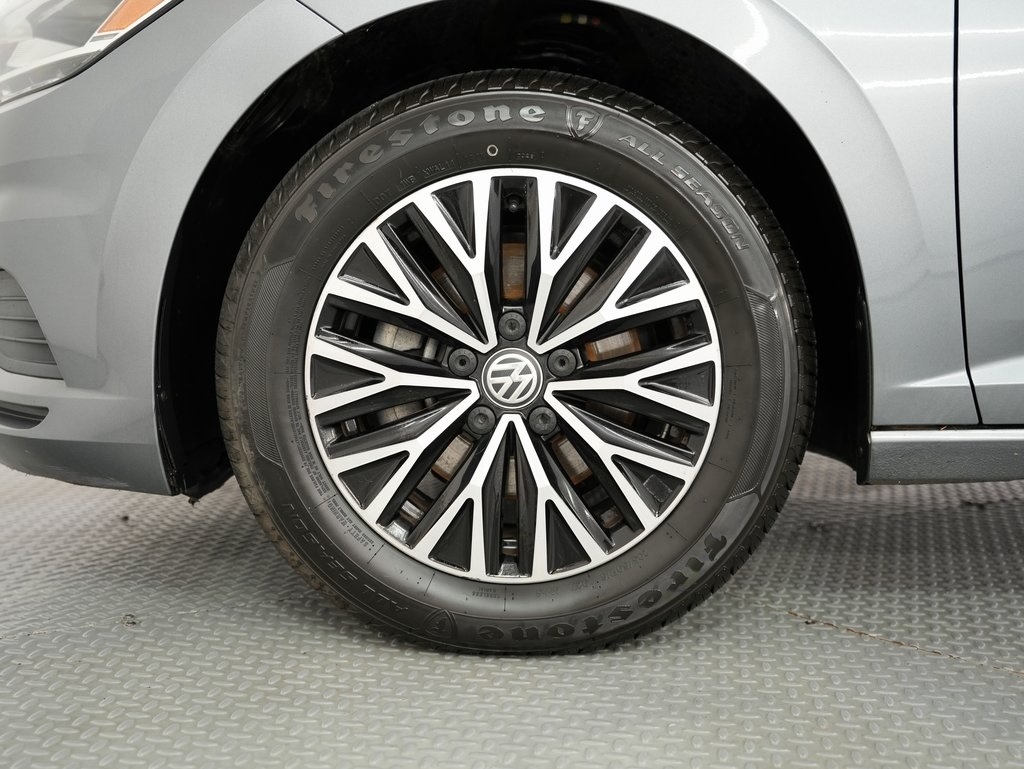 Volkswagen Jetta R-Line Auto w/SULEV 2019