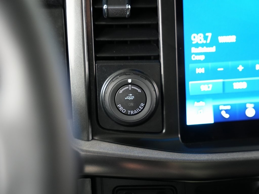 Ford F-150 King Ranch 4WD SuperCrew 5.5' Box 2023