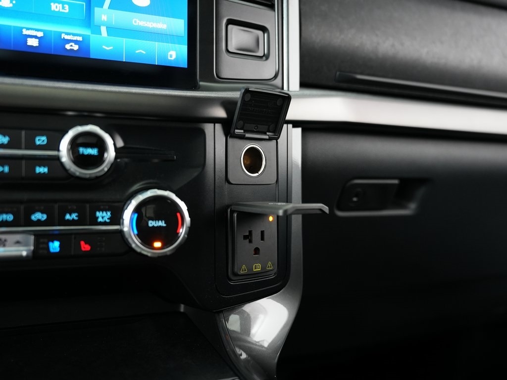 Ford F-150 King Ranch 4WD SuperCrew 5.5' Box 2023