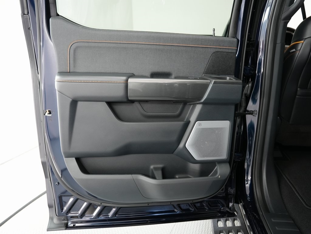 Ford F-150 King Ranch 4WD SuperCrew 5.5' Box 2023