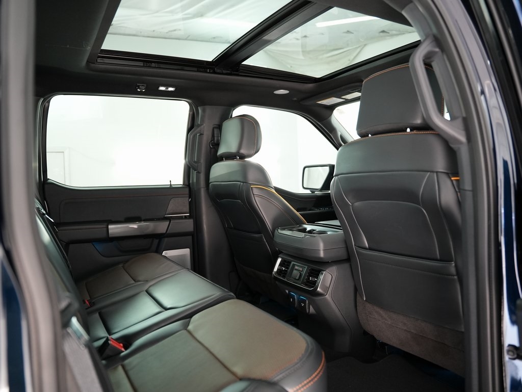 Ford F-150 King Ranch 4WD SuperCrew 5.5' Box 2023