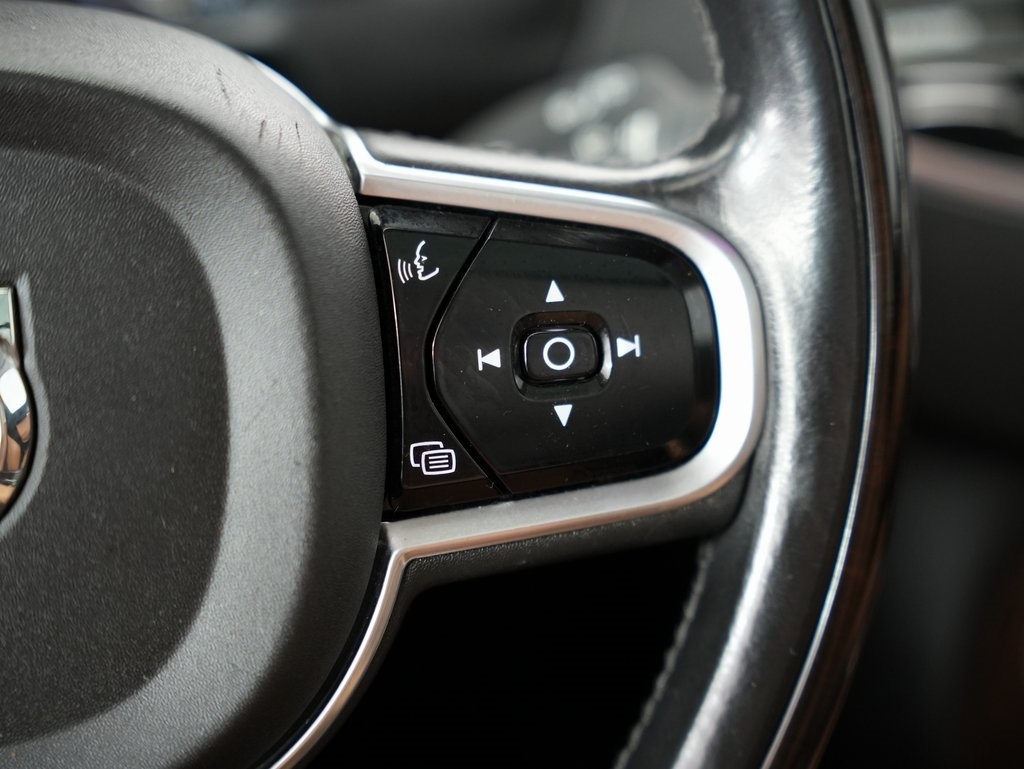 Volvo XC90 AWD 4dr T6 Momentum 2016