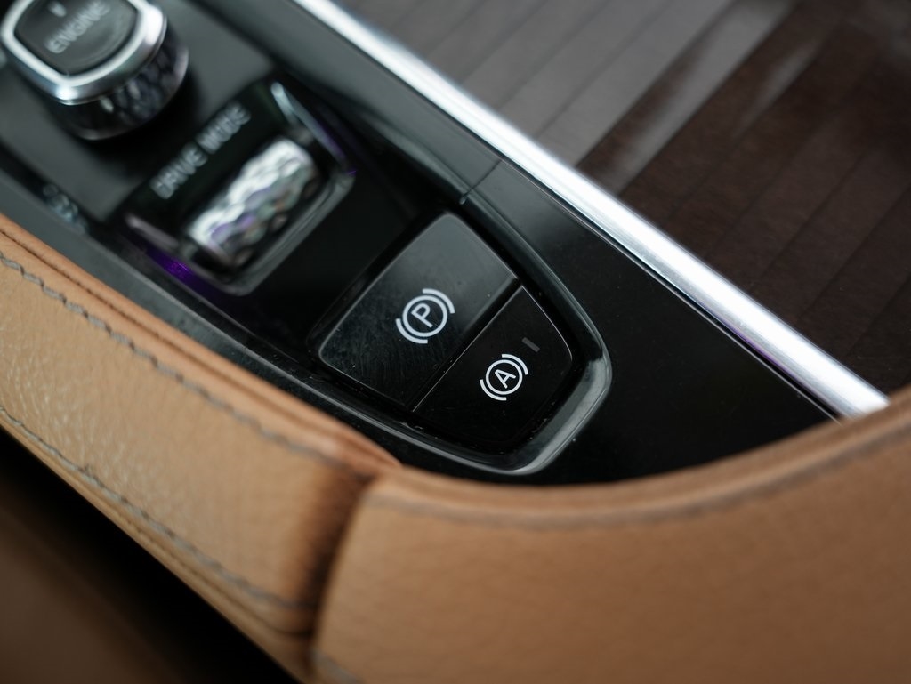 Volvo XC90 AWD 4dr T6 Momentum 2016