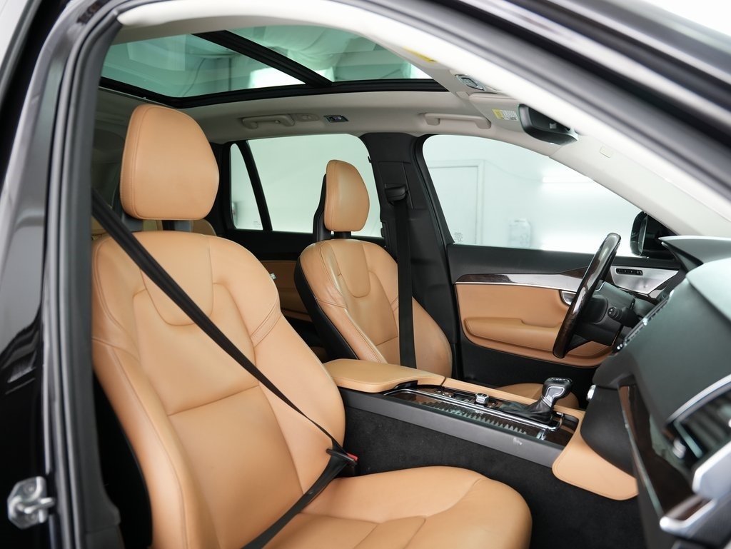 Volvo XC90 AWD 4dr T6 Momentum 2016