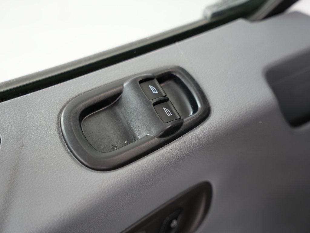 Ford Transit Van T-350 148" Med Rf 9500 GVWR Sliding RH Dr 2019