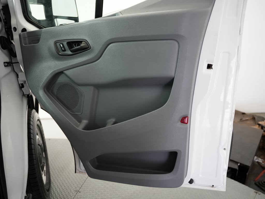 Ford Transit Van T-350 148" Med Rf 9500 GVWR Sliding RH Dr 2019