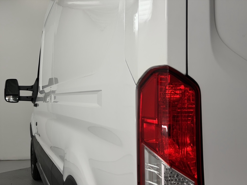 Ford Transit Van T-350 148" Med Rf 9500 GVWR Sliding RH Dr 2019