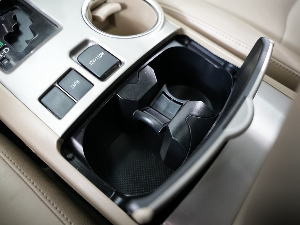 Toyota Highlander FWD 4dr V6 (Natl) 2013