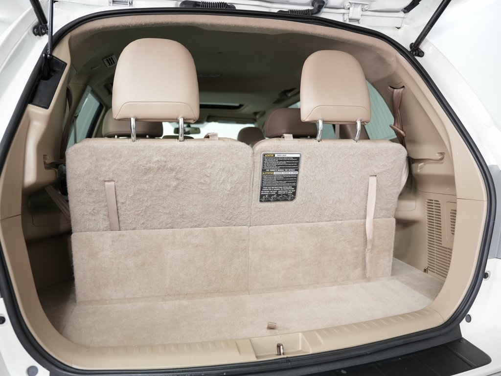 Toyota Highlander FWD 4dr V6 (Natl) 2013