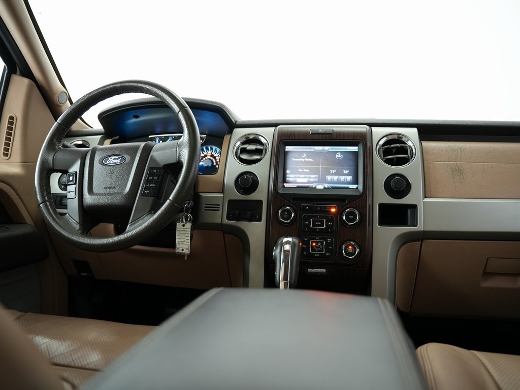 Ford F-150 2WD SuperCrew 145" King Ranch 2014