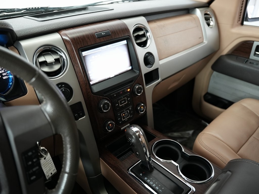 Ford F-150 2WD SuperCrew 145" King Ranch 2014