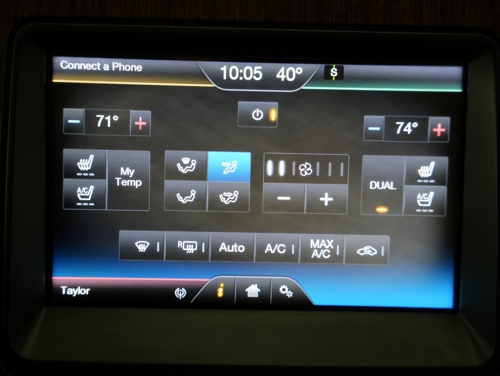 Ford F-150 2WD SuperCrew 145" King Ranch 2014