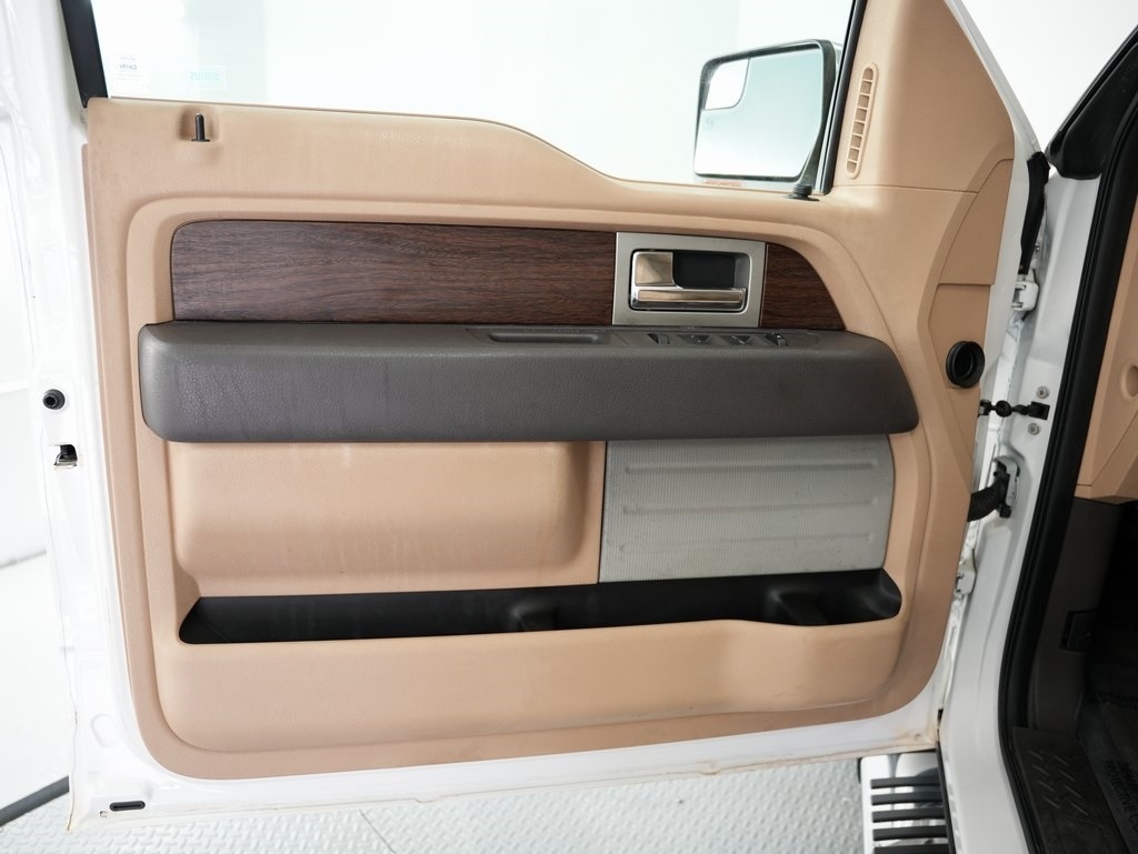 Ford F-150 2WD SuperCrew 145" King Ranch 2014