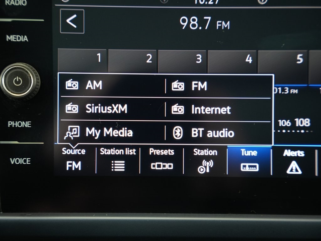 Volkswagen Taos SE FWD 2022