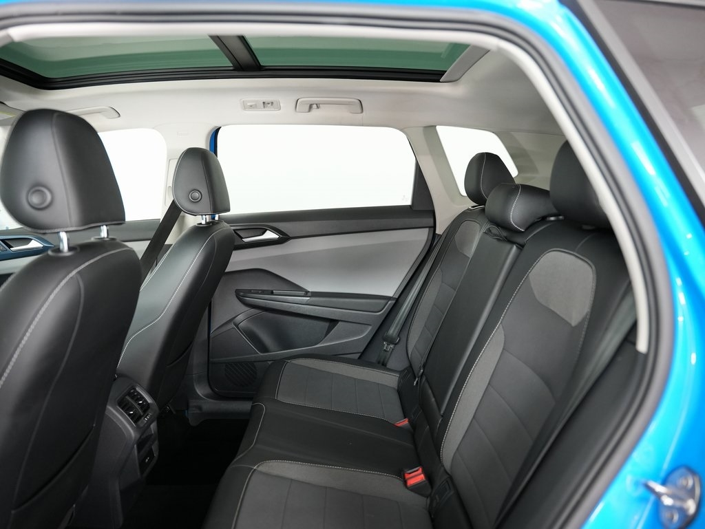 Volkswagen Taos SE FWD 2022