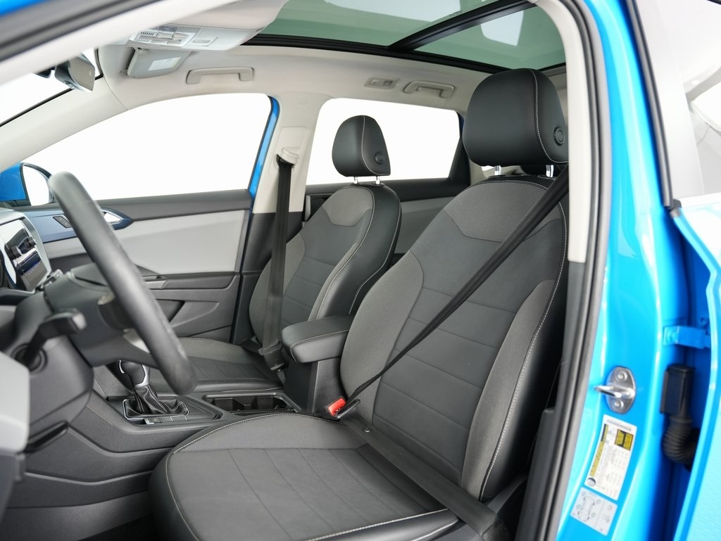 Volkswagen Taos SE FWD 2022