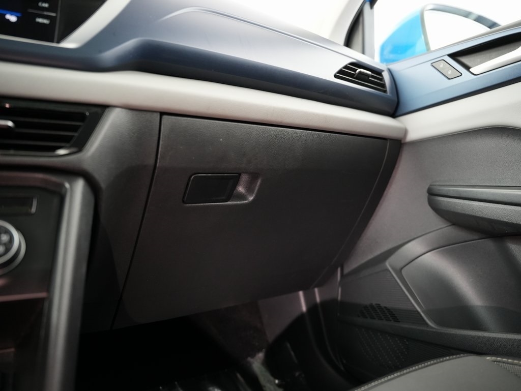 Volkswagen Taos SE FWD 2022