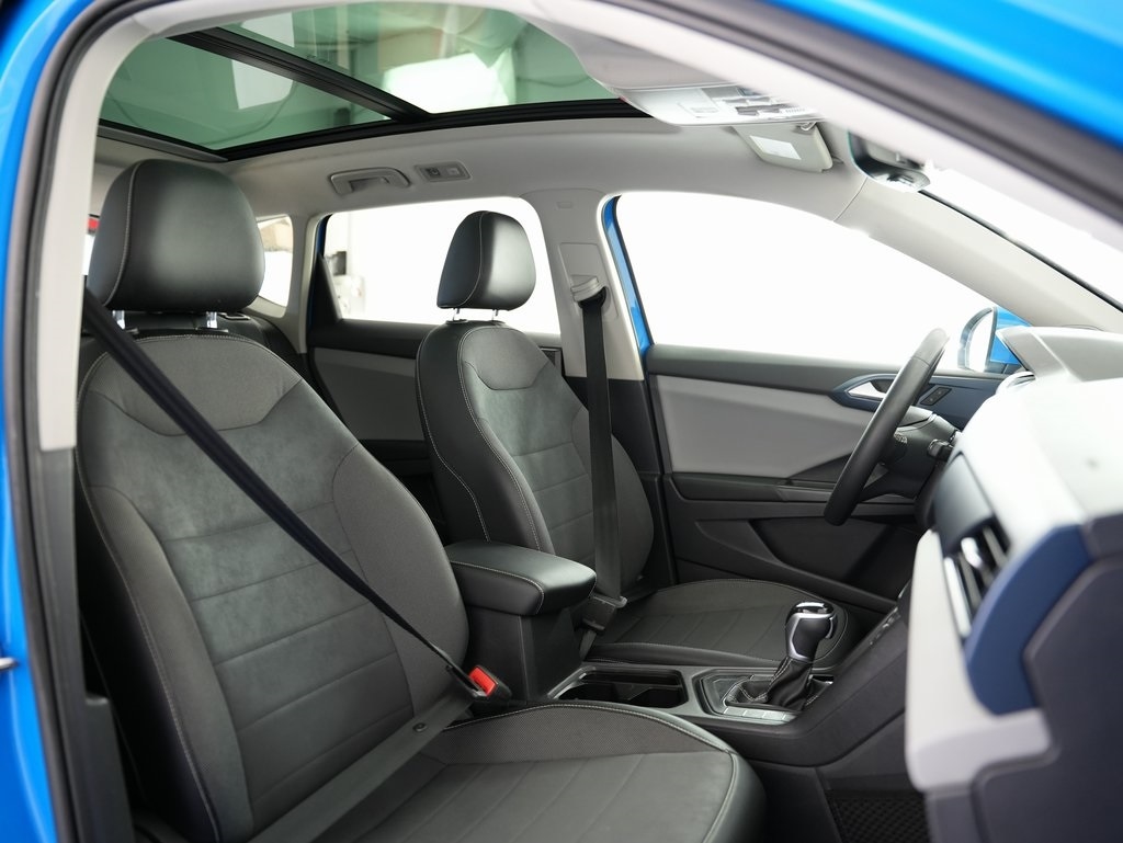 Volkswagen Taos SE FWD 2022