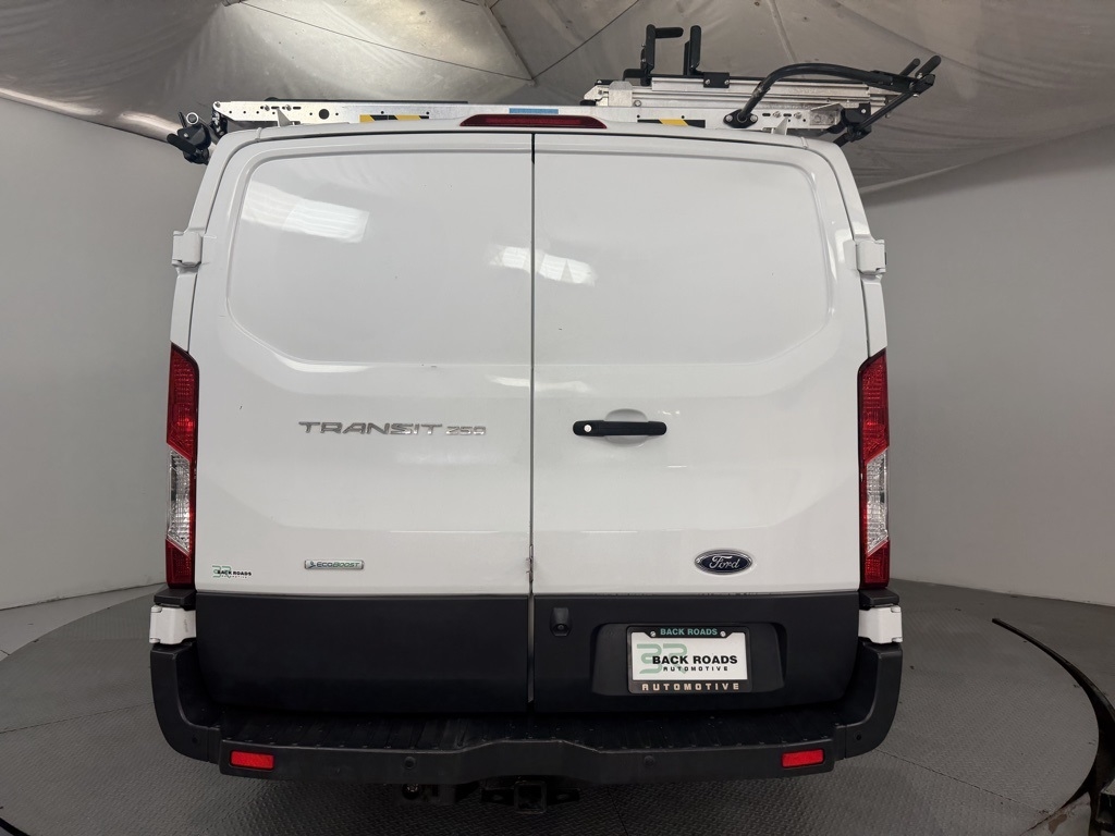 Ford Transit Van T-250 130" Low Rf 9000 GVWR Sliding RH Dr 2018