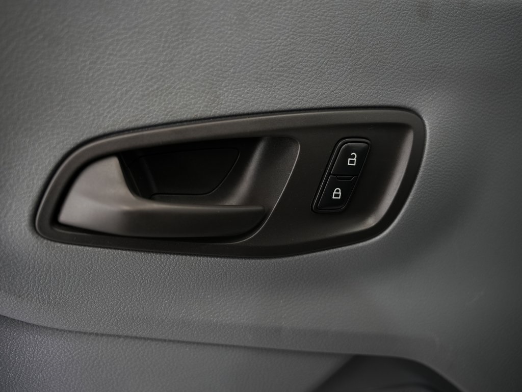 Ford Transit Van T-250 130" Low Rf 9000 GVWR Sliding RH Dr 2018