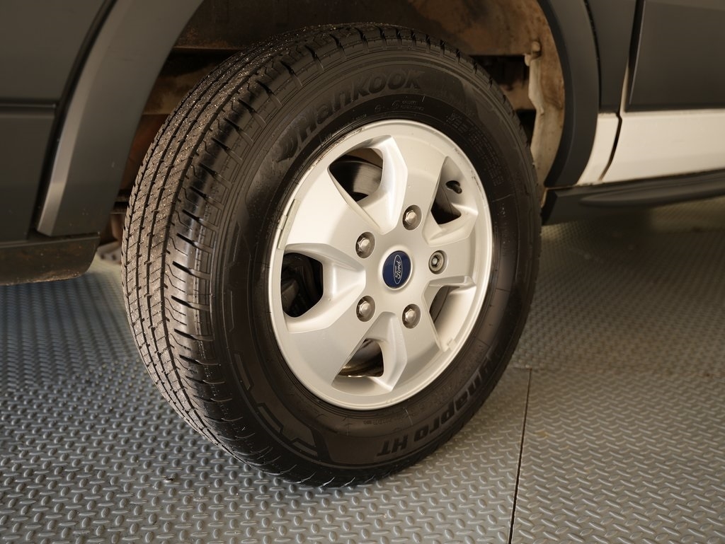 Ford Transit Van T-250 130" Low Rf 9000 GVWR Sliding RH Dr 2018