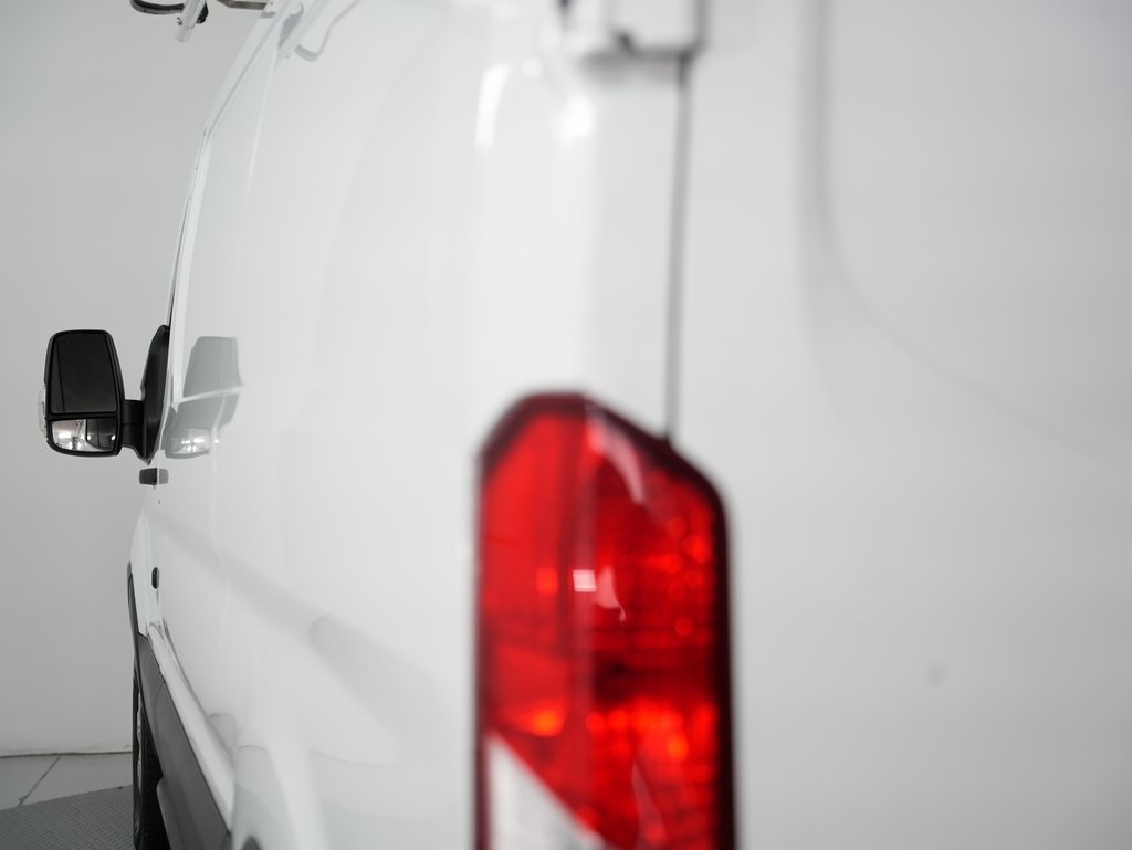 Ford Transit Van T-250 130" Low Rf 9000 GVWR Sliding RH Dr 2018