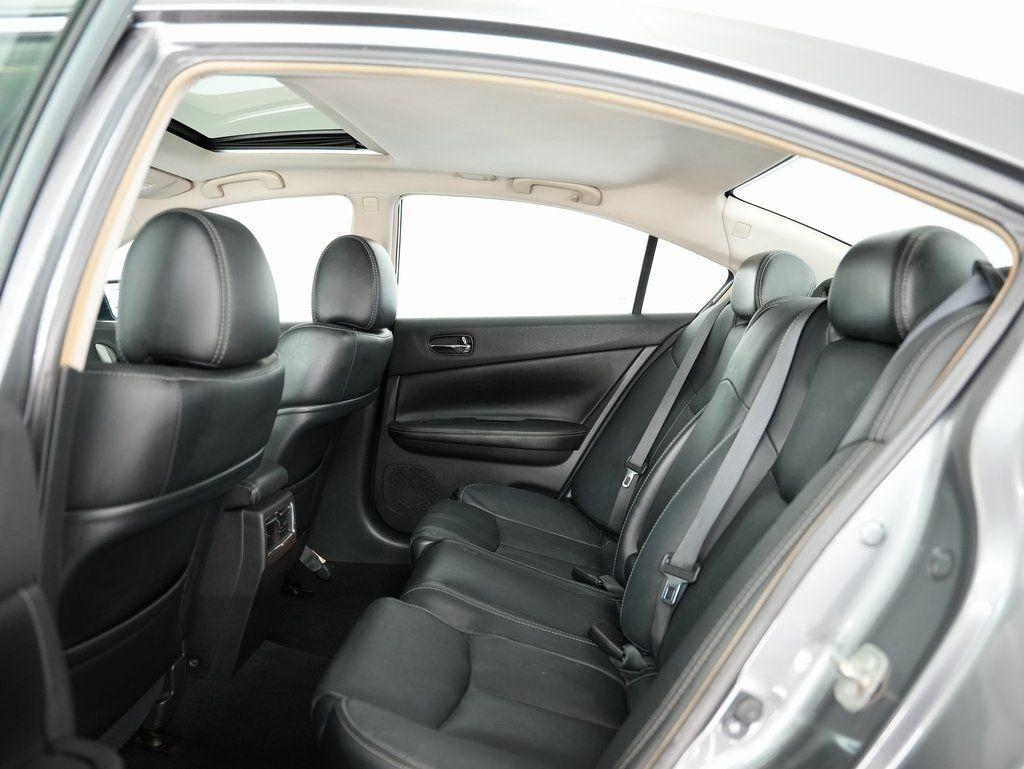 Nissan Maxima 4dr Sdn 3.5 SV w/Sport Pkg 2014