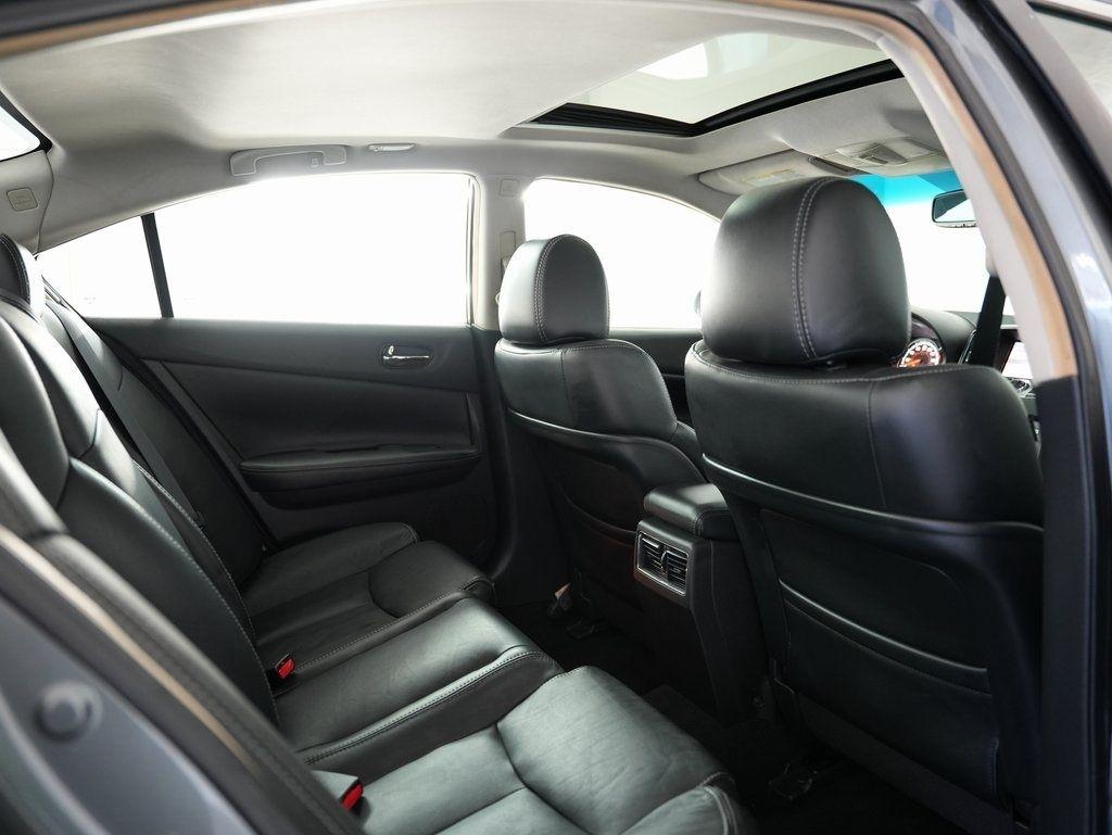 Nissan Maxima 4dr Sdn 3.5 SV w/Sport Pkg 2014