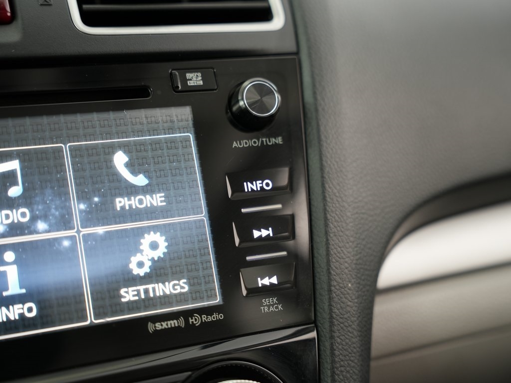 Subaru Forester 4dr CVT 2.5i Limited PZEV 2016