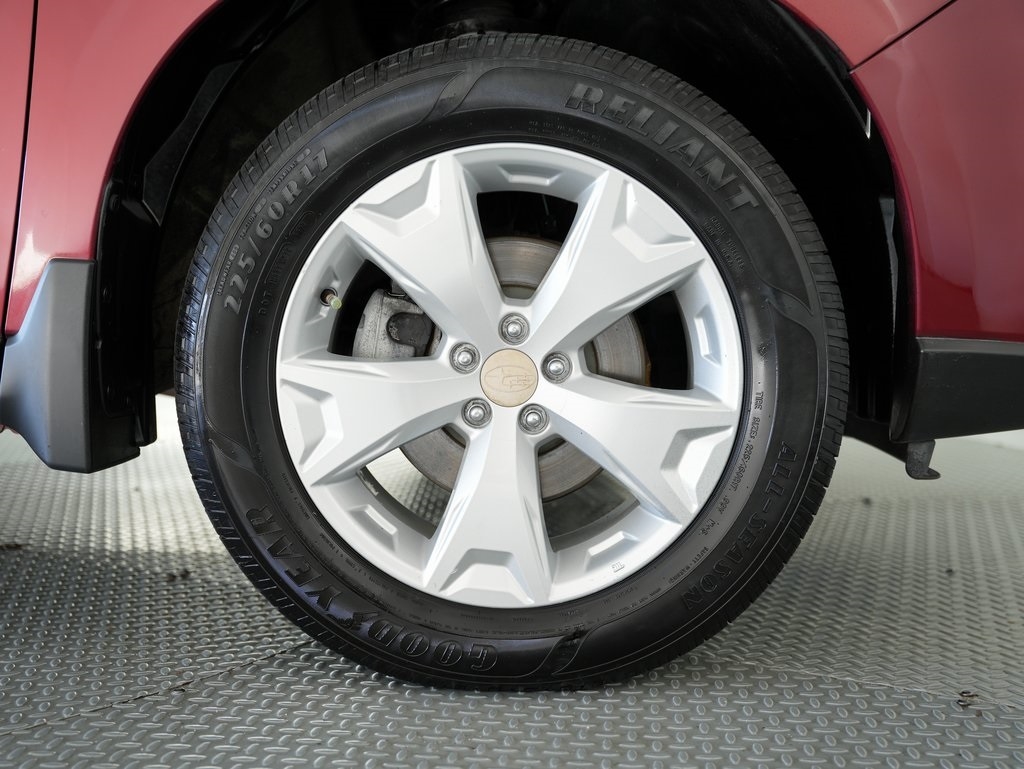 Subaru Forester 4dr CVT 2.5i Limited PZEV 2016