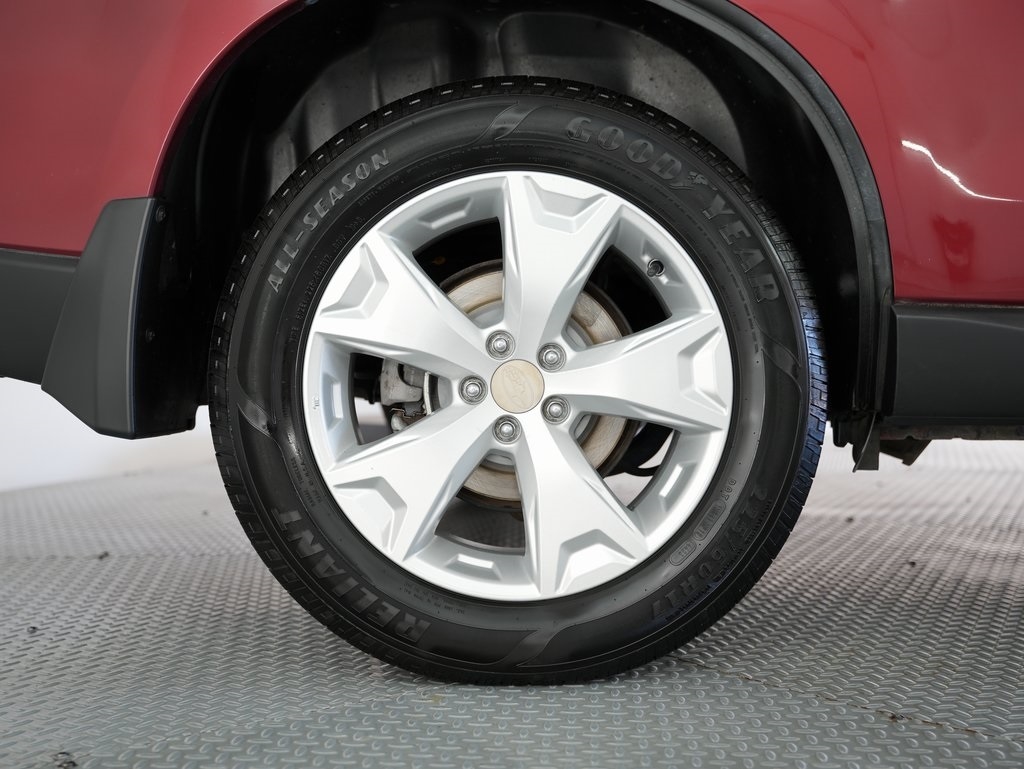 Subaru Forester 4dr CVT 2.5i Limited PZEV 2016