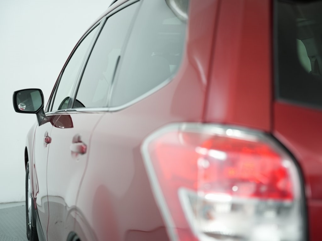 Subaru Forester 4dr CVT 2.5i Limited PZEV 2016