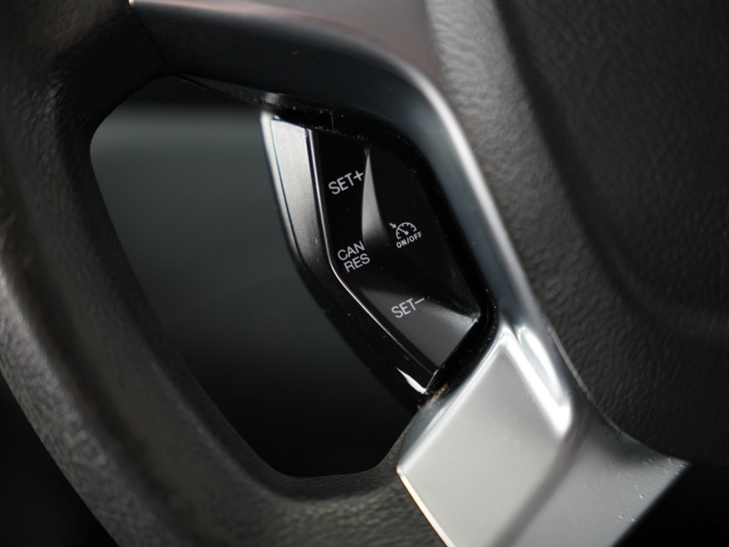 Ford Transit Van T-250 130" Low Rf 9000 GVWR Sliding RH Dr 2019