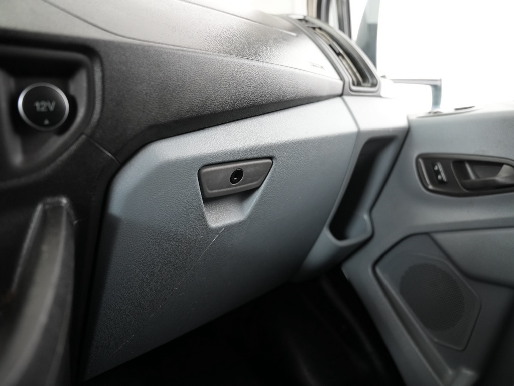 Ford Transit Van T-250 130" Low Rf 9000 GVWR Sliding RH Dr 2019