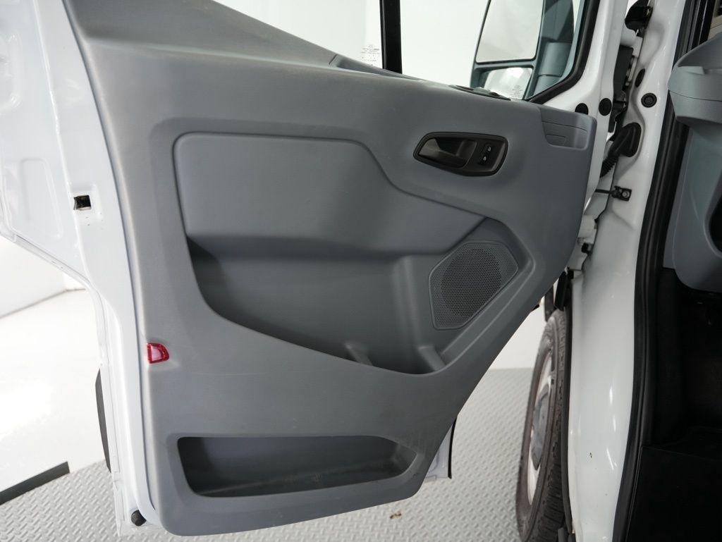 Ford Transit Van T-250 130" Low Rf 9000 GVWR Sliding RH Dr 2019