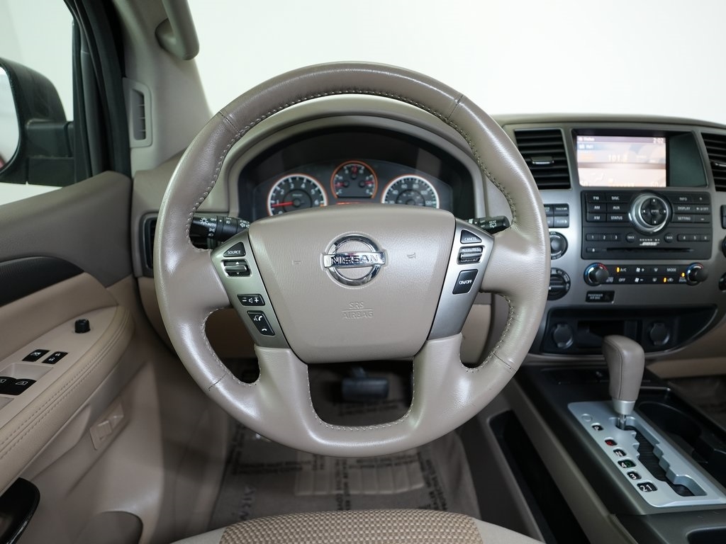 Nissan Armada 4WD 4dr SV 2014