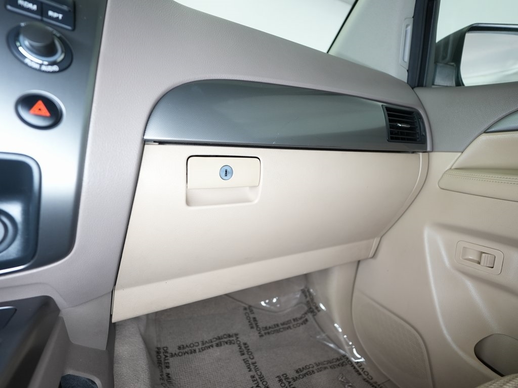 Nissan Armada 4WD 4dr SV 2014