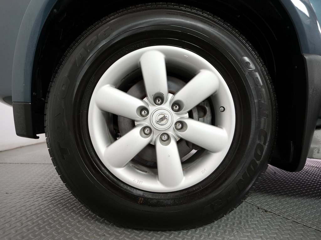 Nissan Armada 4WD 4dr SV 2014