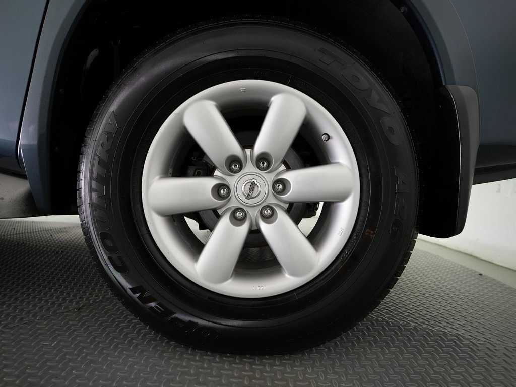 Nissan Armada 4WD 4dr SV 2014