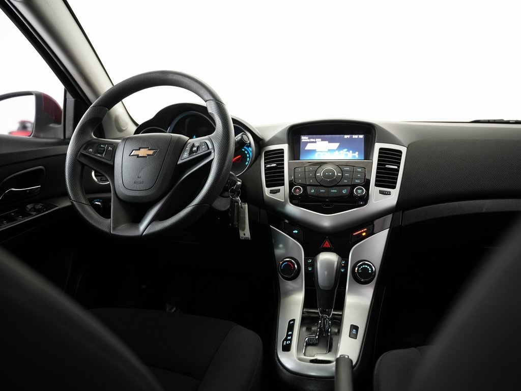 Chevrolet Cruze Limited 4dr Sdn Auto LT w/1LT 2016