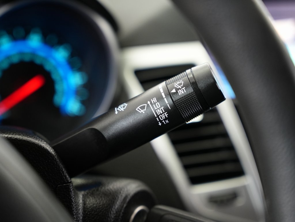 Chevrolet Cruze Limited 4dr Sdn Auto LT w/1LT 2016