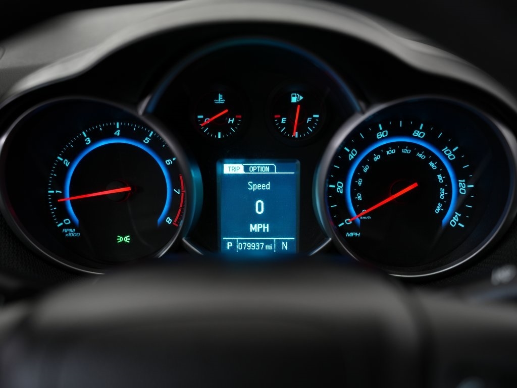 Chevrolet Cruze Limited 4dr Sdn Auto LT w/1LT 2016