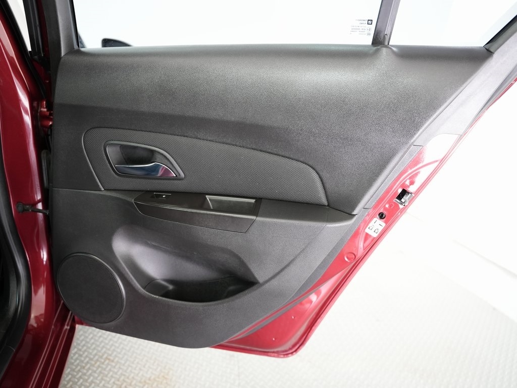 Chevrolet Cruze Limited 4dr Sdn Auto LT w/1LT 2016