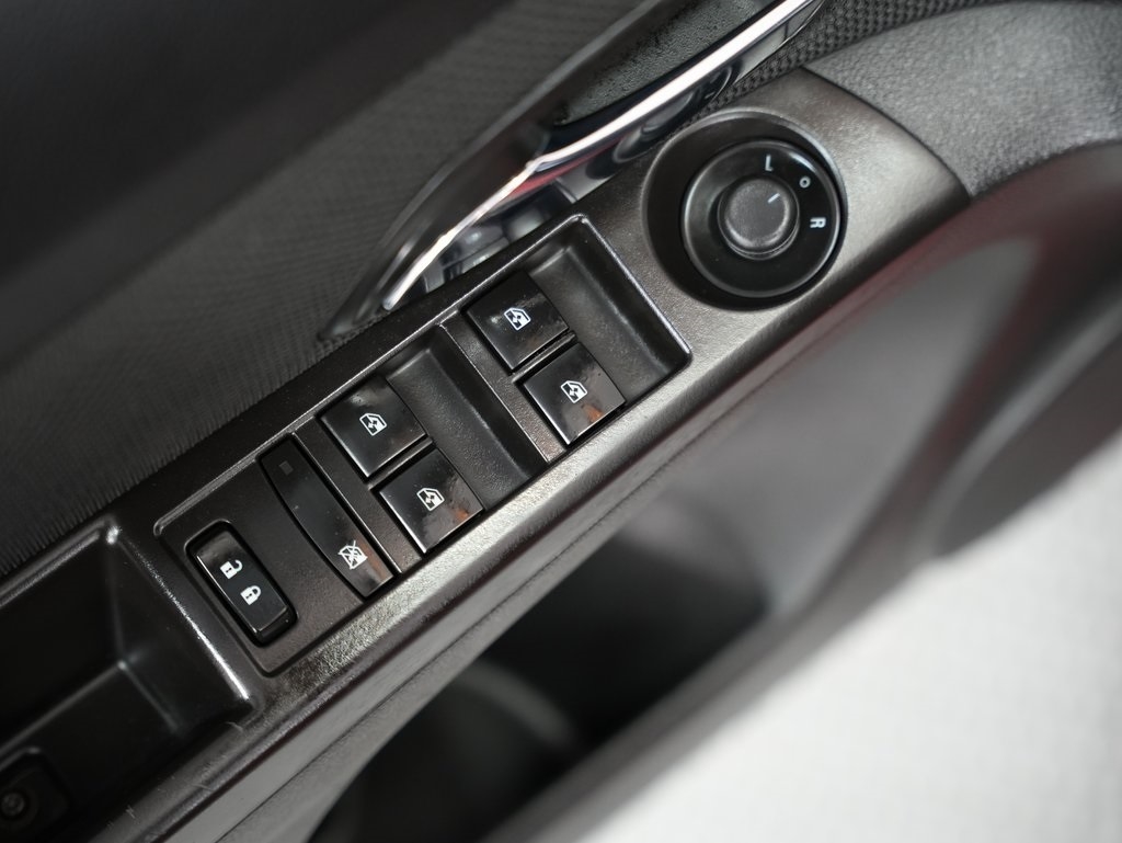 Chevrolet Cruze Limited 4dr Sdn Auto LT w/1LT 2016